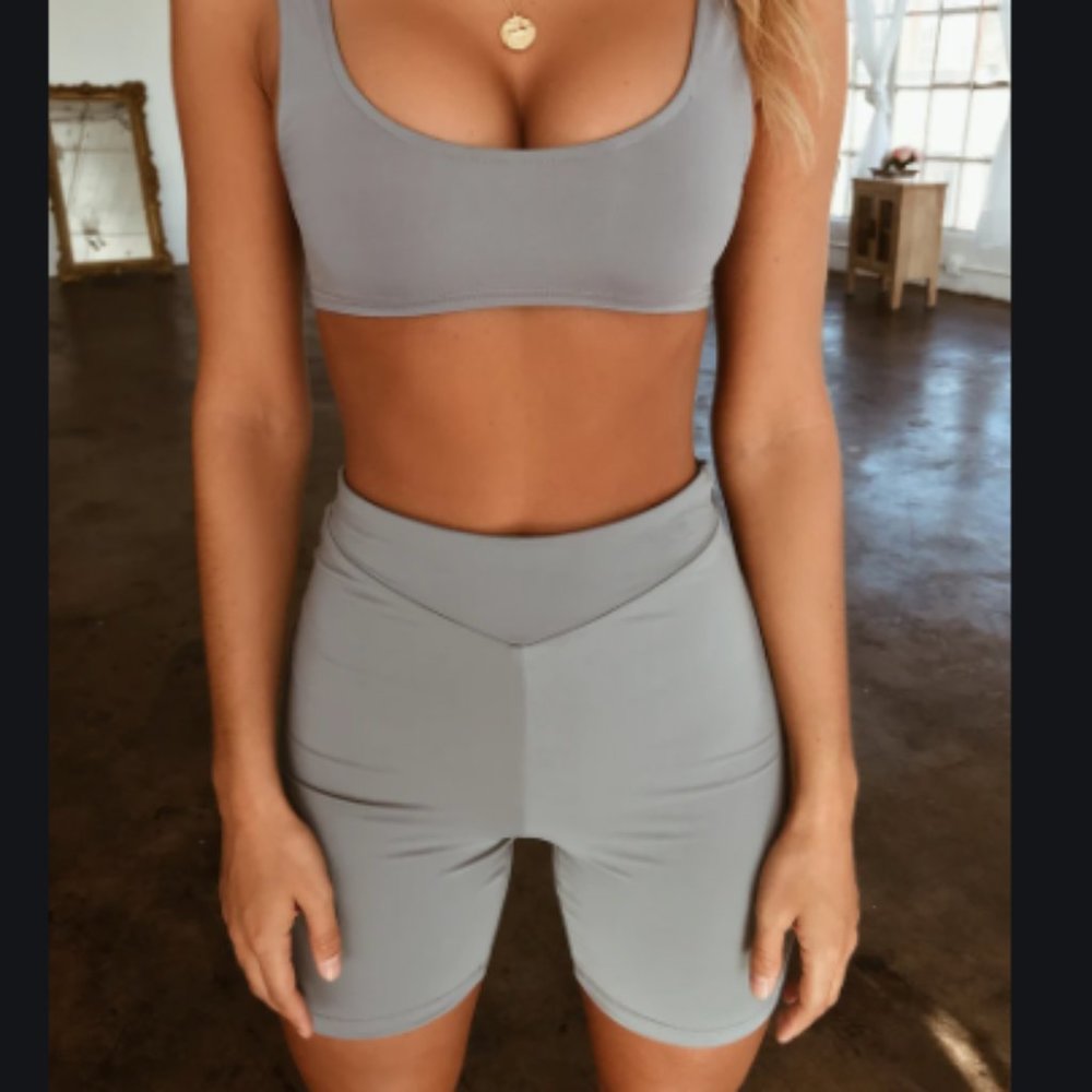 💜SOLD 🔶Tiger Mist Brazil SET! Top + Shorts